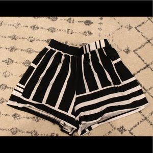 Black and white shorts with elastic waistband